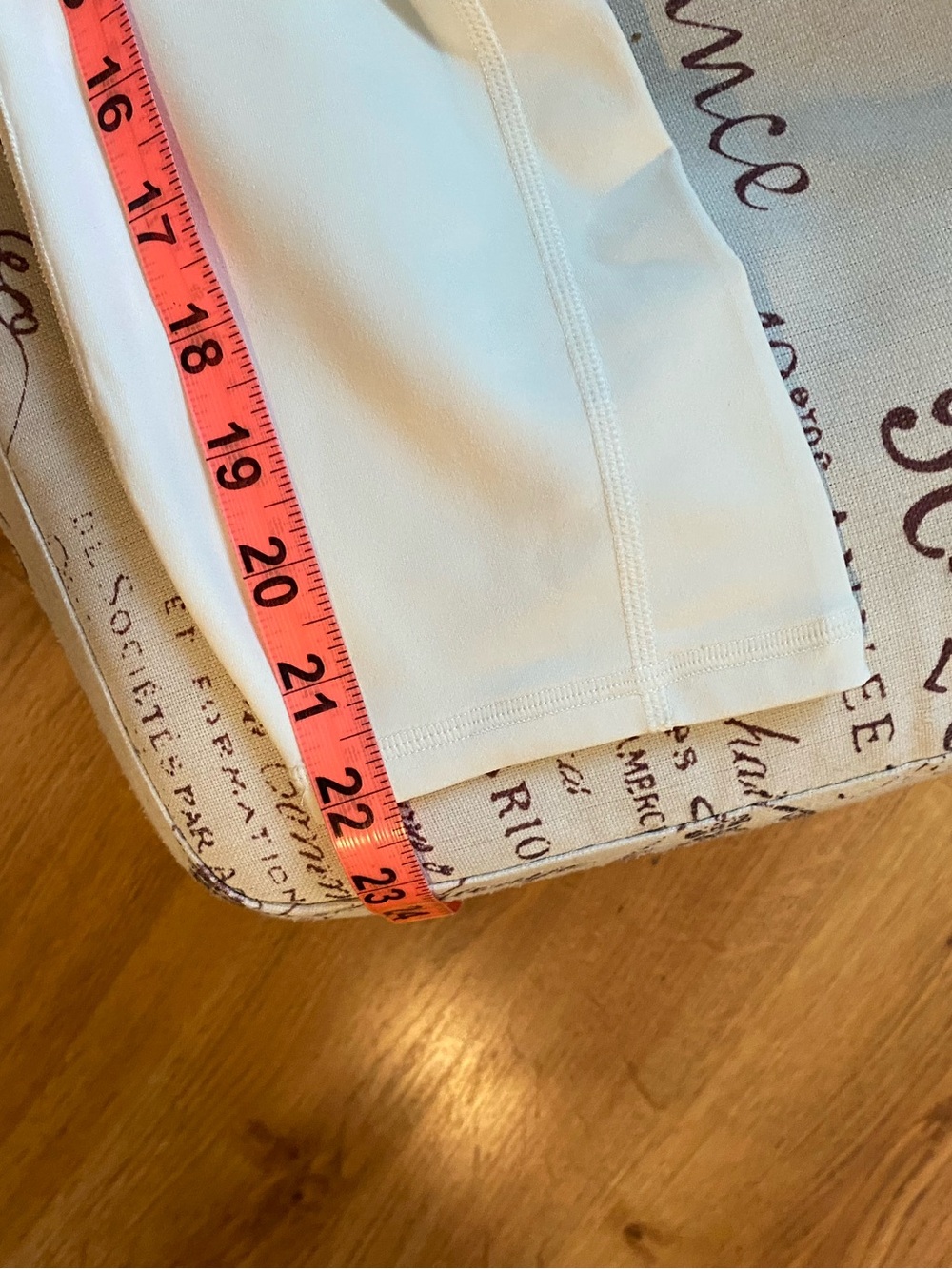 Fabletics PureLuxe Leggings in Light Cream - Picture 3 of 4